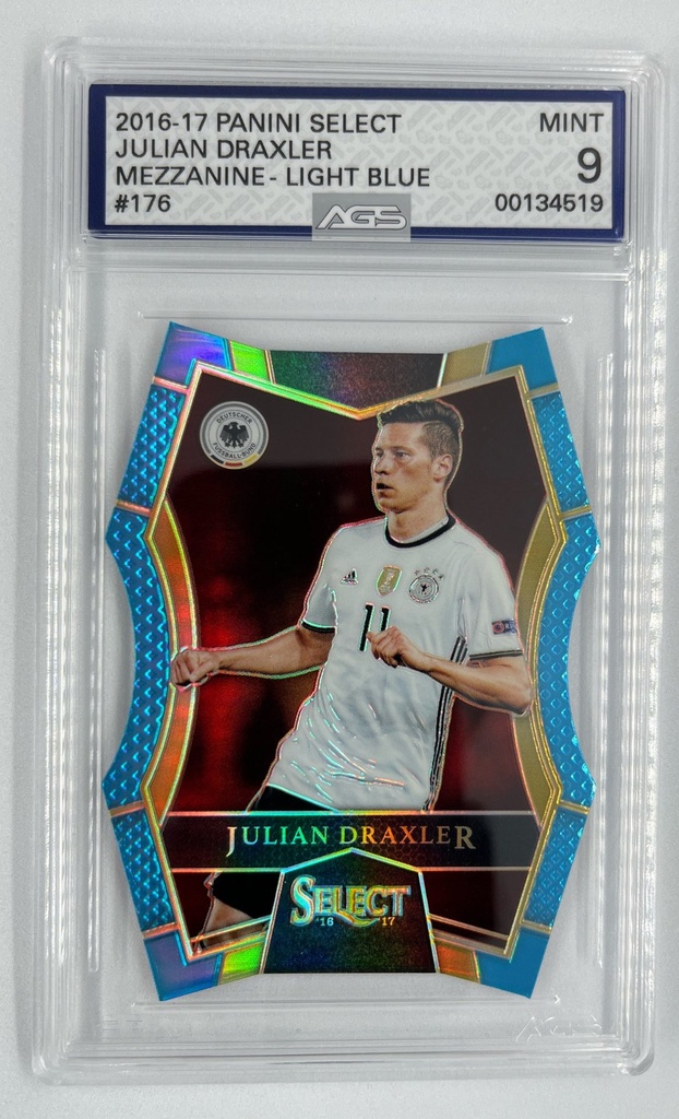 Julian Draxler – Mezzanine Light Blue - Panini Select Soccer -  #176 - AGS 9