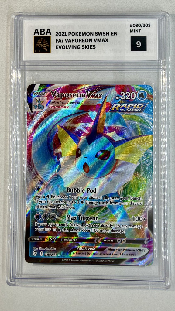 Vaporeon VMAX #30/203